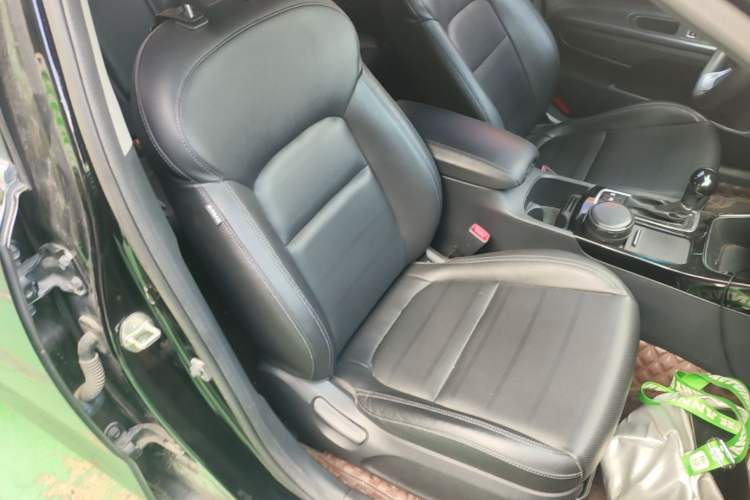 Used Kia K4 2017 1.8L Automatic GLS Special Right Front Seat