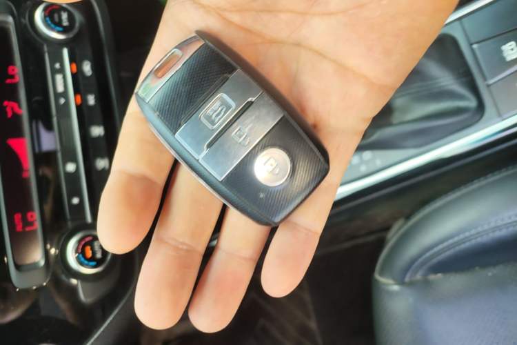 Used Kia K4 2017 1.8L Automatic GLS Special Vehicle Key