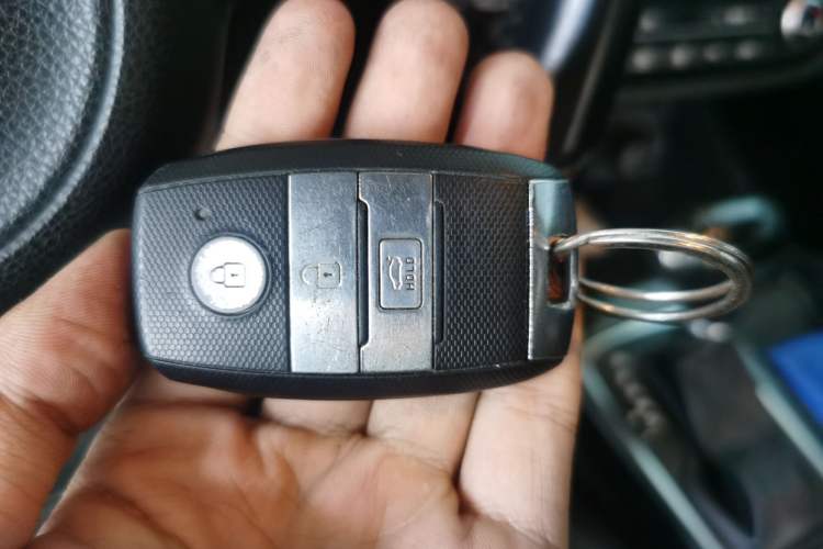 Used Kia K4 2017 1.6T Automatic T-DLX Turbo Vehicle Key