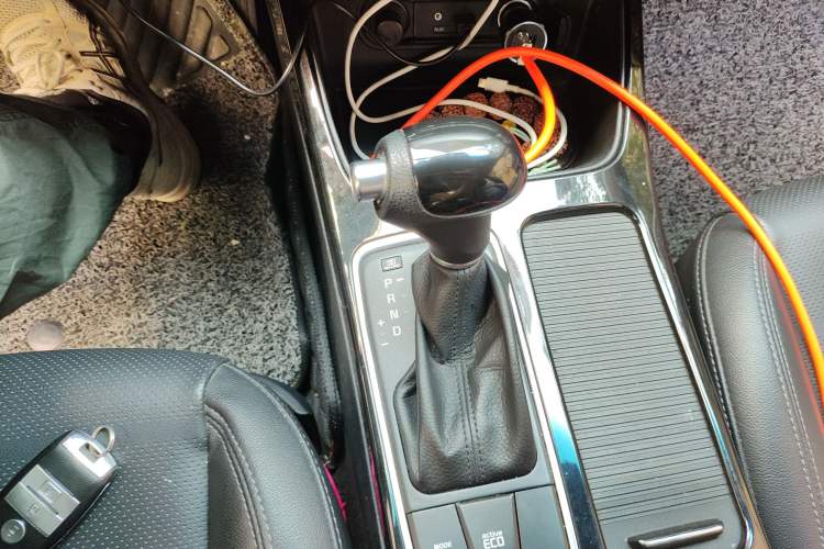 Used Kia K4 2017 1.8L Automatic GLS Special Gear Lever