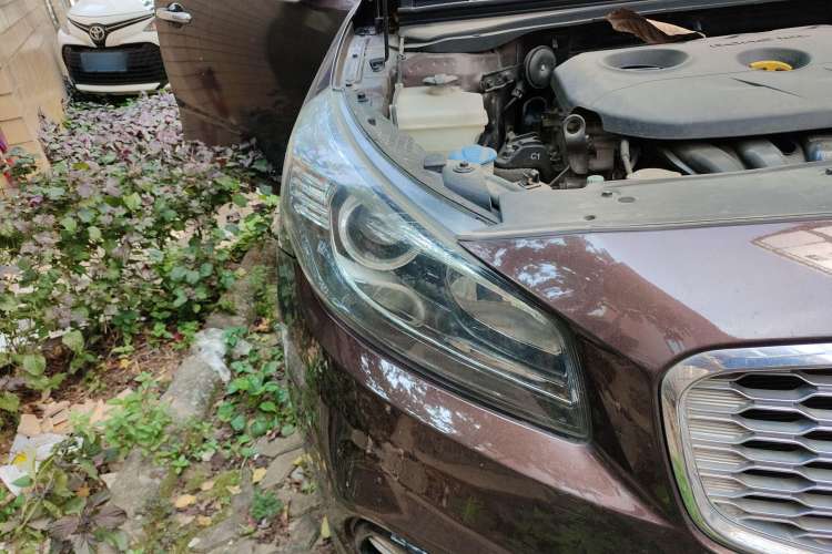 Used Kia K4 2017 1.8L Automatic GLS Special Right Front Headlight