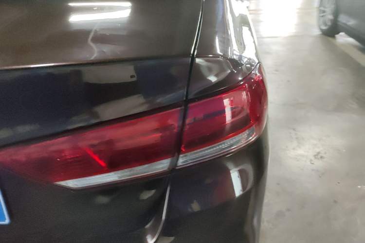 Used Kia K4 2017 1.8L Automatic GLS Special Right Rear Taillight