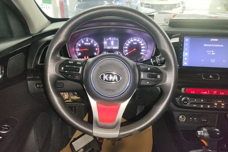 Used Kia K4 2017 1.8L Automatic GLS Special Steering Wheel