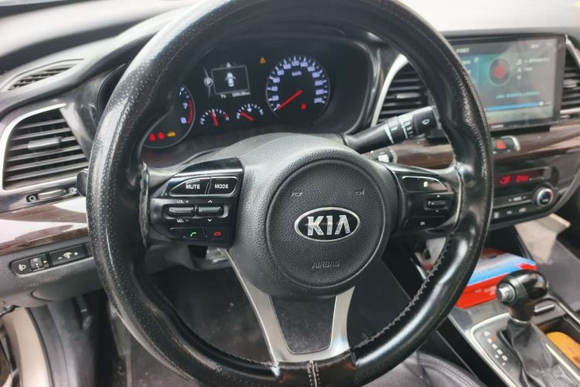Used Kia K4 2017 1.8L Automatic GLS Special Steering Wheel
