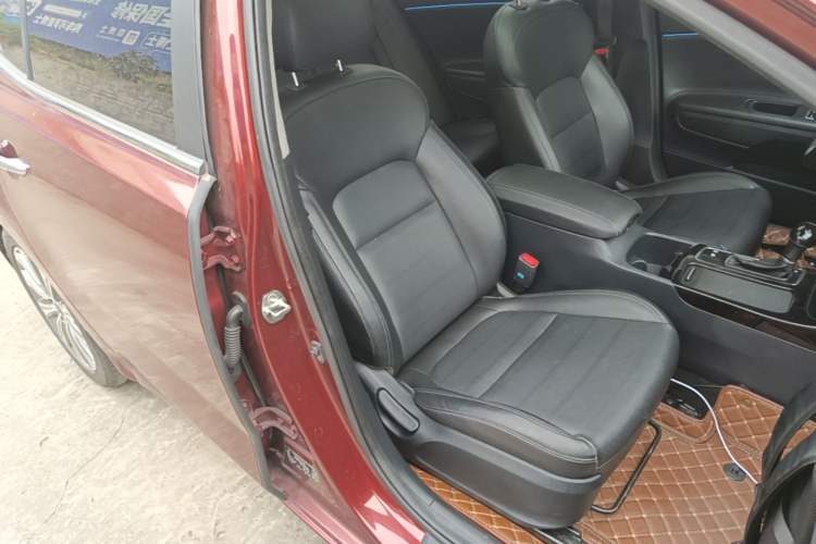 Used Kia K4 2017 1.8L Automatic GLS Special Right Front Seat