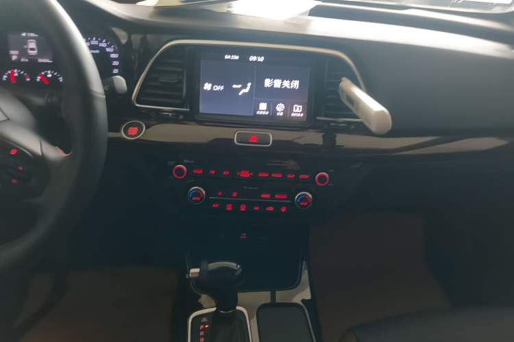 Used Kia K4 2017 1.8L Automatic GLS Special Audio And AC Panel