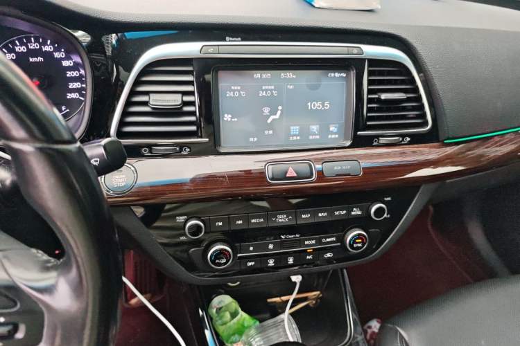 Used Kia K4 2017 1.8L Automatic DLX Special Audio And AC Panel