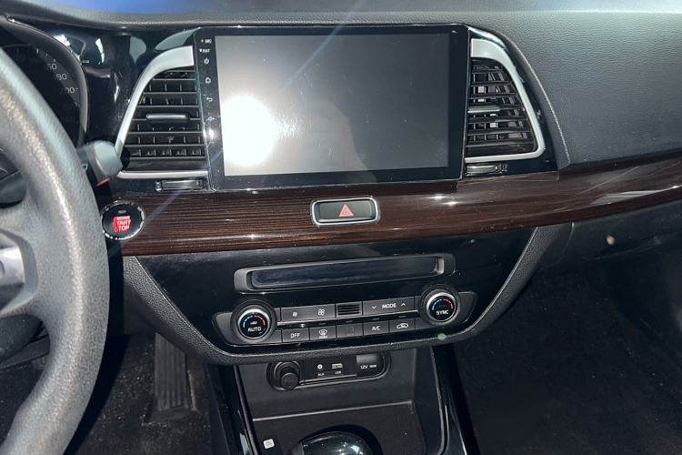 Used Kia K4 2017 1.8L Automatic GLS Special Audio And AC Panel