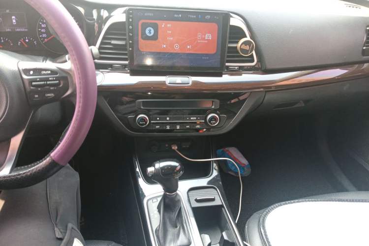 Used Kia K4 2017 1.6T Automatic T-DLX Turbo Audio And AC Panel