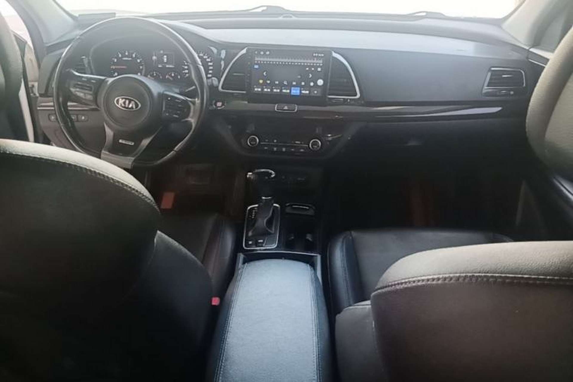 Used Kia K4 2017 1.6T Automatic T-DLX Turbo Center Console