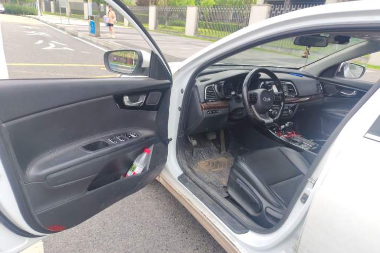Used Kia K4 2017 1.6T Automatic T-DLX Turbo Driver Seat