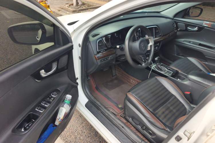 Used Kia K4 2017 1.8L Automatic GLS Special Driver Seat