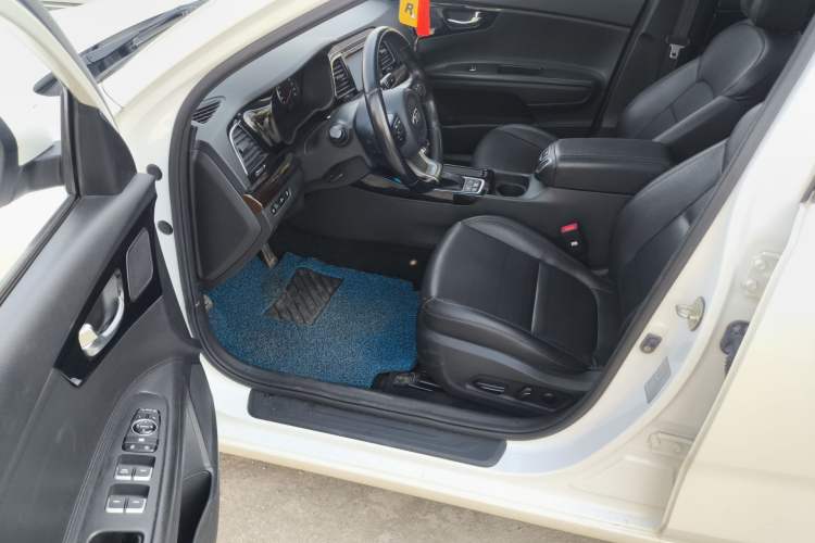 Used Kia K4 2017 1.8L Automatic DLX Special Driver Seat