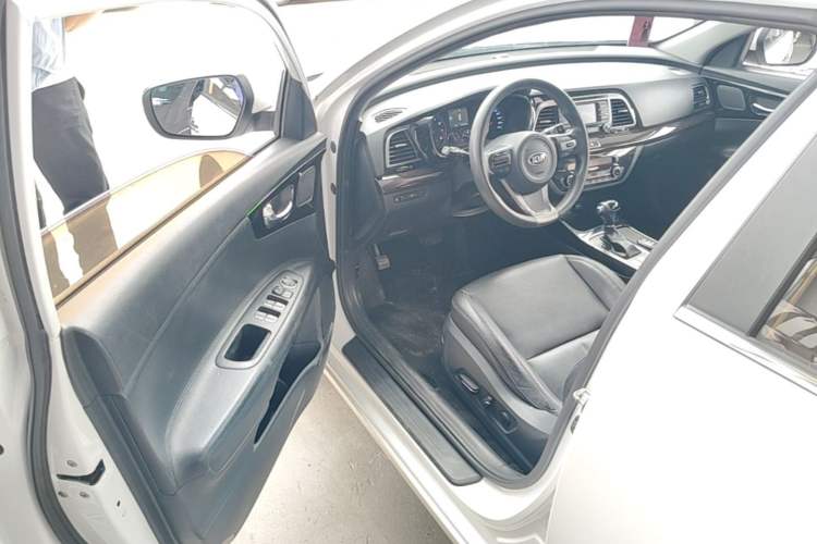 Used Kia K4 2017 1.8L Automatic GLS Special Driver Seat