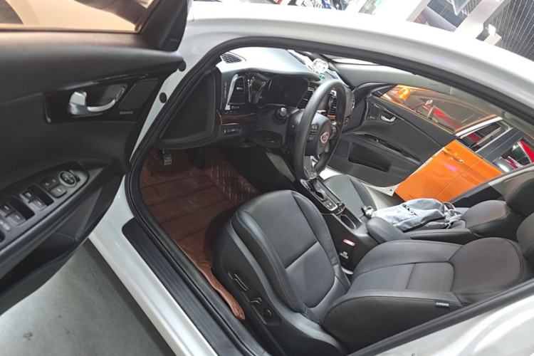 Used Kia K4 2017 1.8L Automatic GLS Special Driver Seat