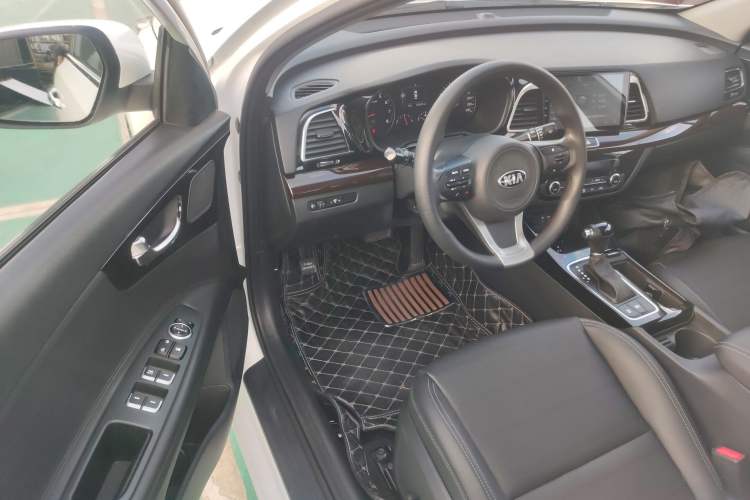 Used Kia K4 2017 1.8L Automatic GLS Special Driver Seat