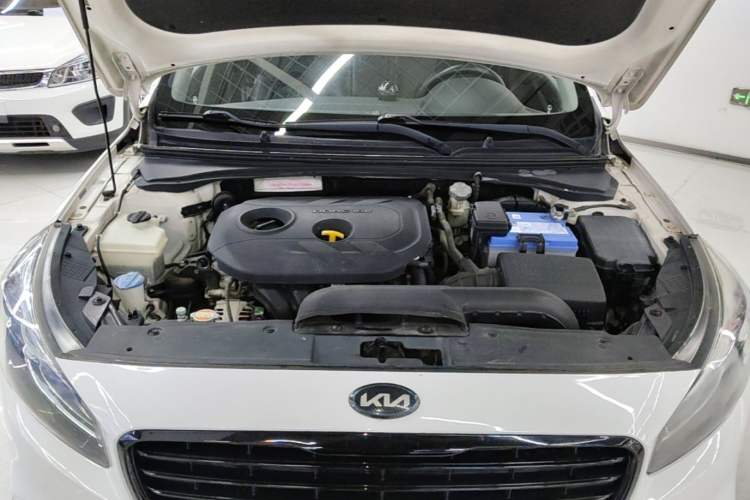 Used Kia K4 2017 1.8L Automatic DLX Special Engine Bay