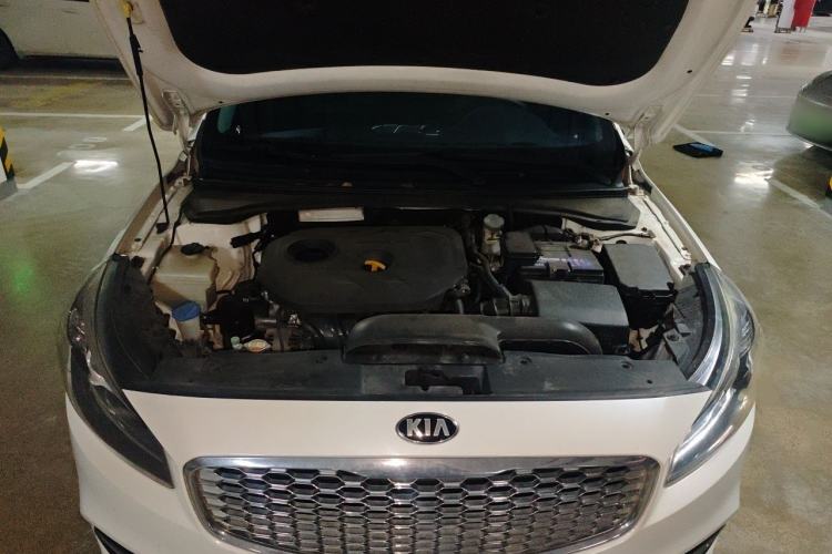 Used Kia K4 2017 1.8L Automatic GLS Special Engine Bay