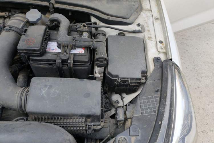 Used Kia K4 2017 1.6T Automatic T-DLX Turbo Engine Bay Left