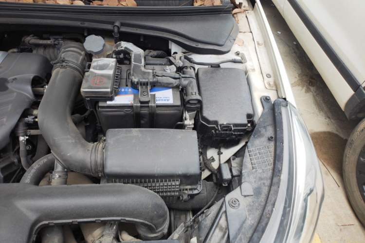 Used Kia K4 2017 1.6T Automatic T-DLX Turbo Engine Bay Left