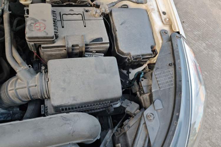 Used Kia K4 2017 1.8L Automatic GLS Special Engine Bay Left