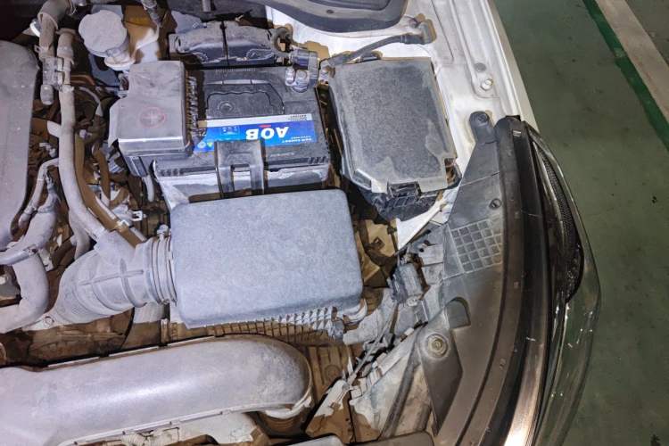 Used Kia K4 2017 1.8L Automatic GLS Special Engine Bay Left