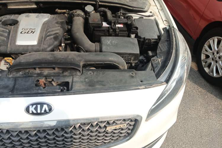 Used Kia K4 2017 1.6T Automatic T-DLX Turbo Engine Bay Left