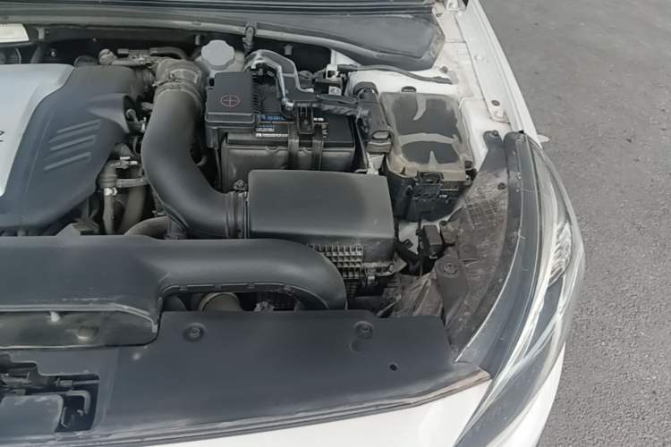 Used Kia K4 2017 1.6T Automatic T-DLX Turbo Engine Bay Left