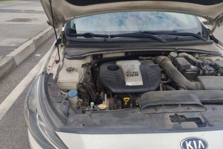 Used Kia K4 2017 1.6T Automatic T-DLX Turbo Engine Bay Right