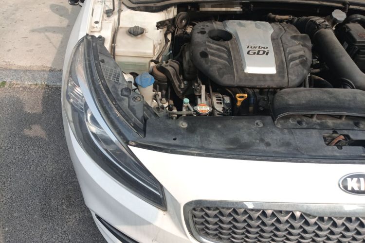 Used Kia K4 2017 1.6T Automatic T-DLX Turbo Engine Bay Right