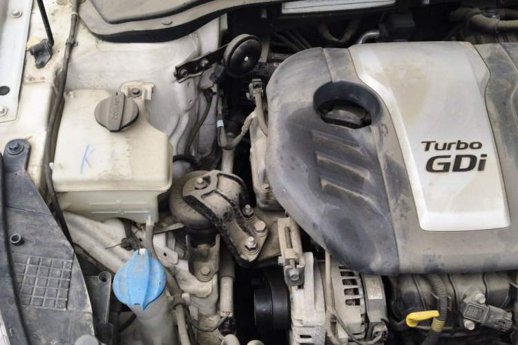 Used Kia K4 2017 1.6T Automatic T-DLX Turbo Engine Bay Right