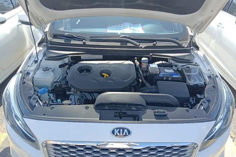 Used Kia K4 2017 1.8L Automatic GLS Special Engine Bay