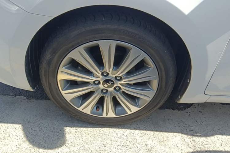 Used Kia K4 2017 1.8L Automatic GLS Special Exterior 4