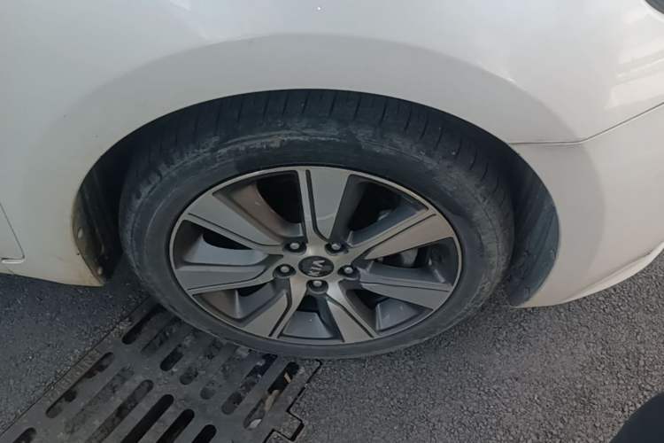 Used Kia K4 2017 1.6T Automatic T-DLX Turbo Exterior 4