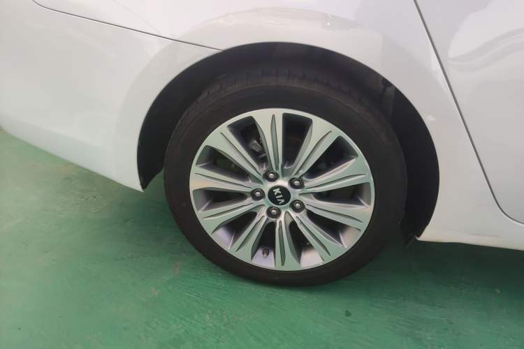 Used Kia K4 2017 1.8L Automatic GLS Special Exterior 5