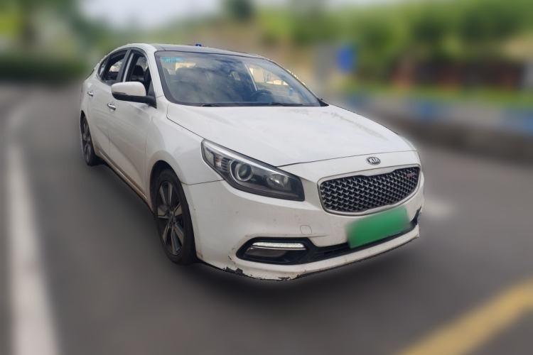 Used Kia K4 2017 1.6T Automatic T-DLX Turbo Front Right 45 Deg
