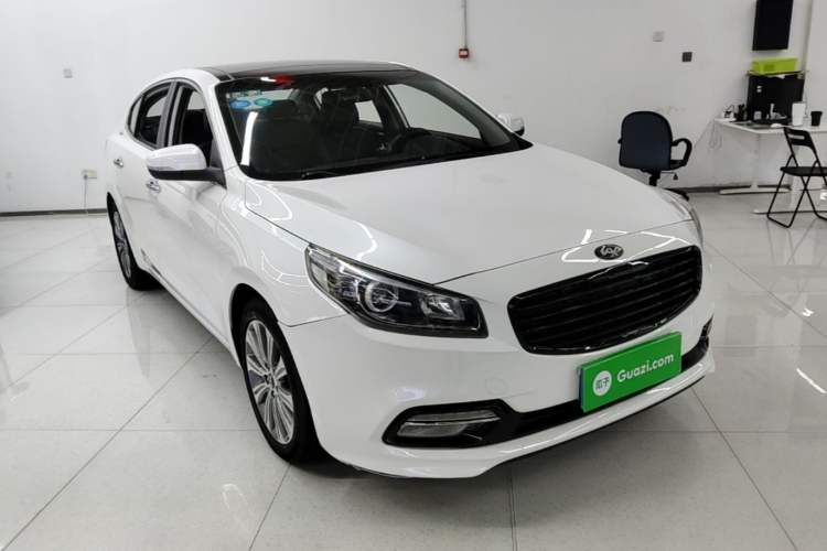 Used Kia K4 2017 1.8L Automatic DLX Special Front Right 45 Deg