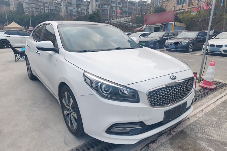 Used Kia K4 2017 1.6T Automatic T-DLX Turbo Front Right 45 Deg