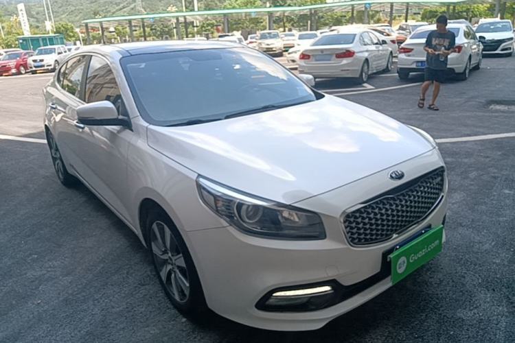 Used Kia K4 2017 1.6T Automatic T-DLX Turbo Front Right 45 Deg