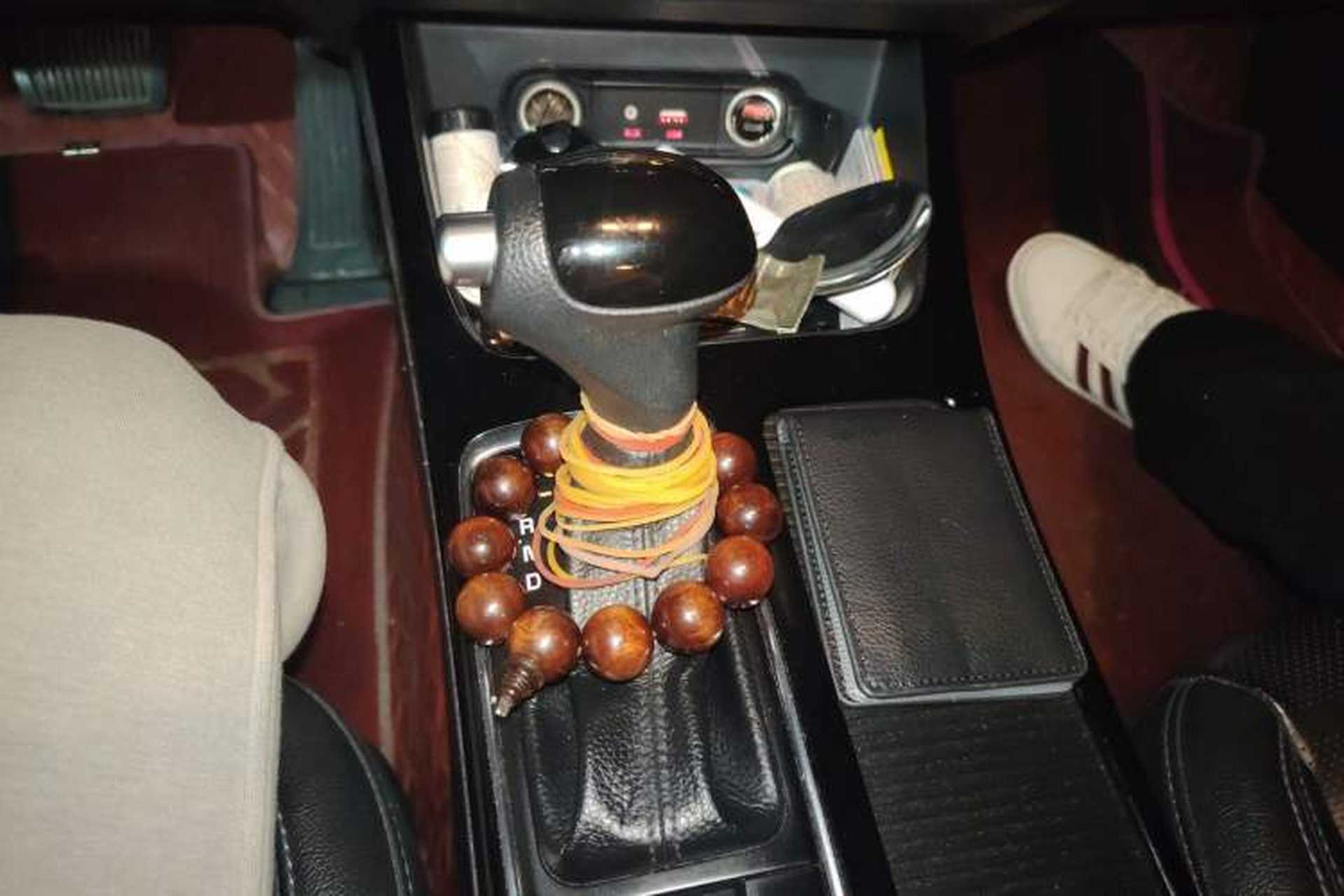 Used Kia K4 2017 1.8L Automatic GLS Special Gear Lever