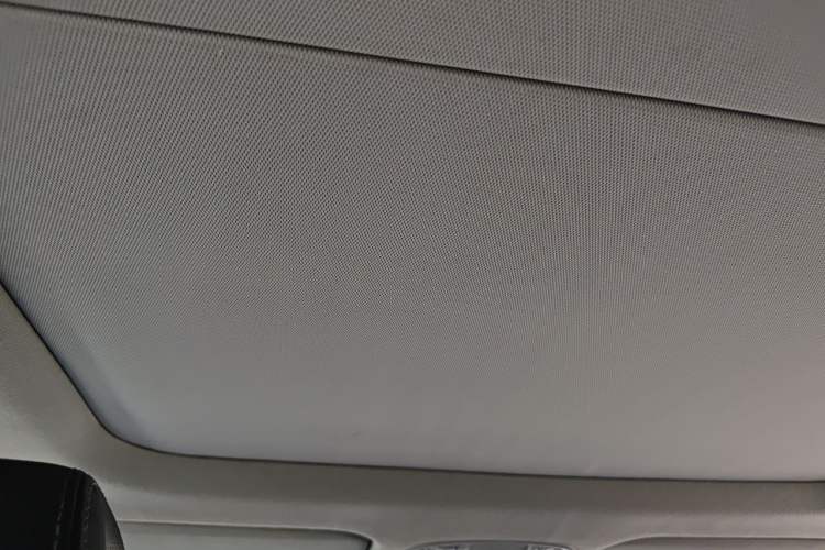 Used Kia K4 2017 1.6T Automatic T-DLX Turbo Headliner