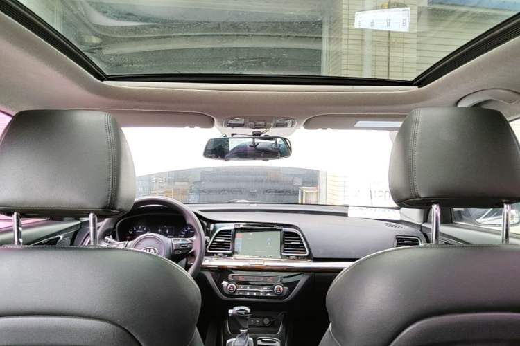 Used Kia K4 2017 1.8L Automatic GLS Special Headliner