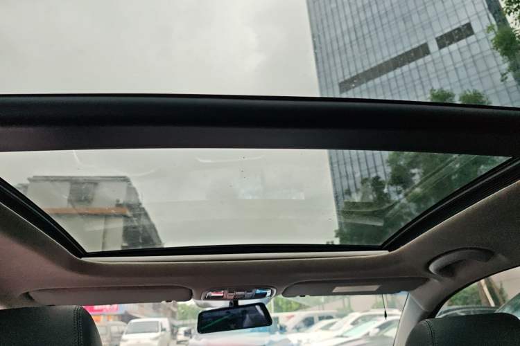 Used Kia K4 2017 1.8L Automatic DLX Special Headliner