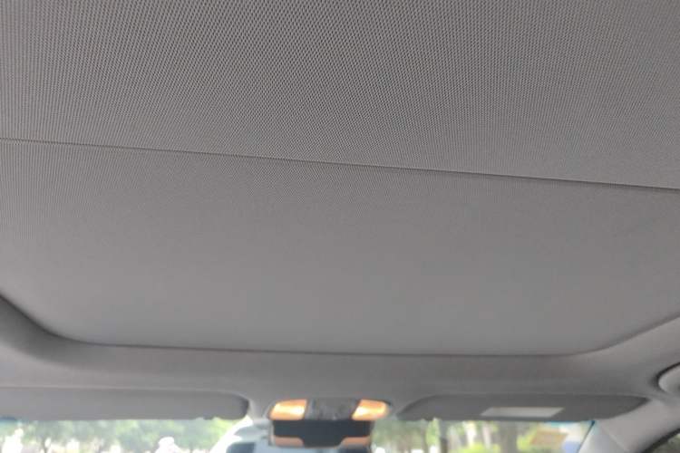 Used Kia K4 2017 1.6T Automatic T-DLX Turbo Headliner