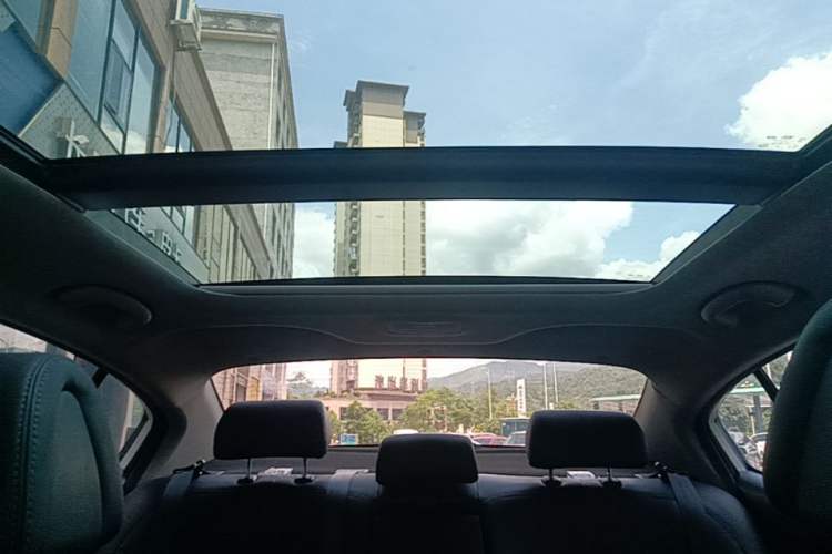 Used Kia K4 2017 1.6T Automatic T-DLX Turbo Headliner