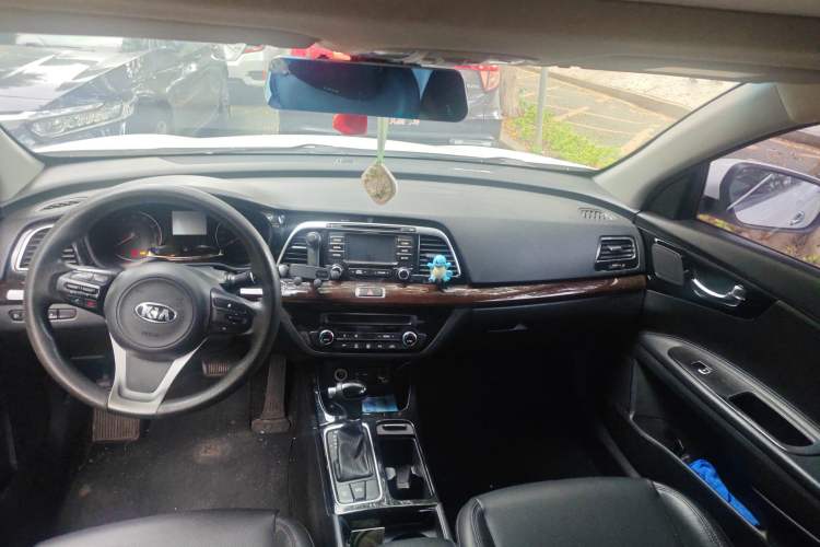 Used Kia K4 2017 1.8L Automatic GLS Special Headliner