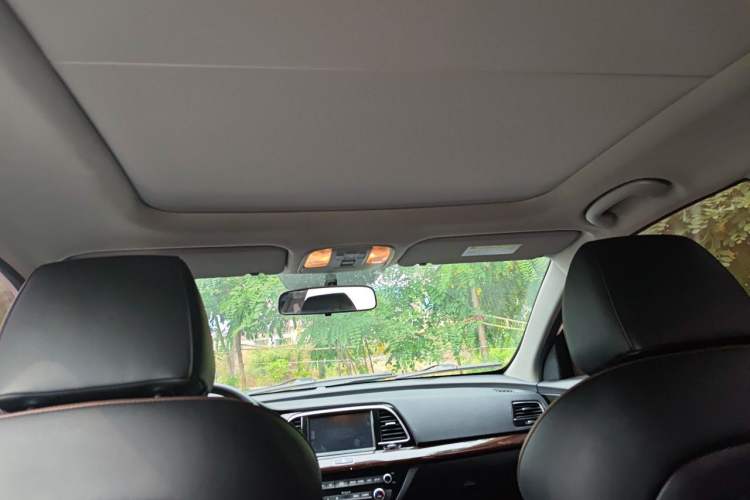 Used Kia K4 2017 1.8L Automatic GLS Special Headliner