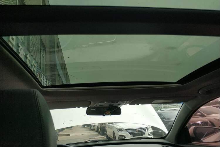Used Kia K4 2017 1.8L Automatic GLS Special Headliner