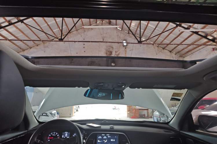 Used Kia K4 2017 1.8L Automatic GLS Special Headliner