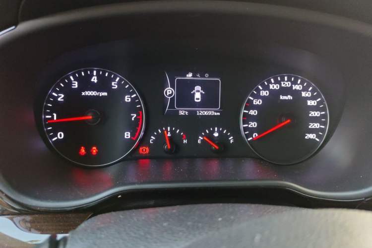 Used Kia K4 2017 1.8L Automatic GLS Special Instrument Cluster
